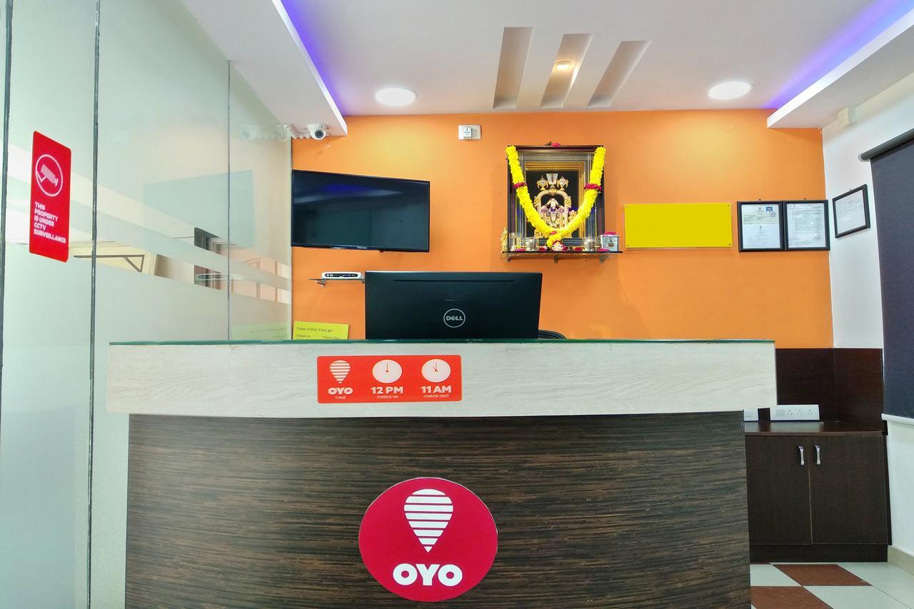 העיר בנגלור Oyo 10843 Hotel Rmv Savera מראה חיצוני תמונה